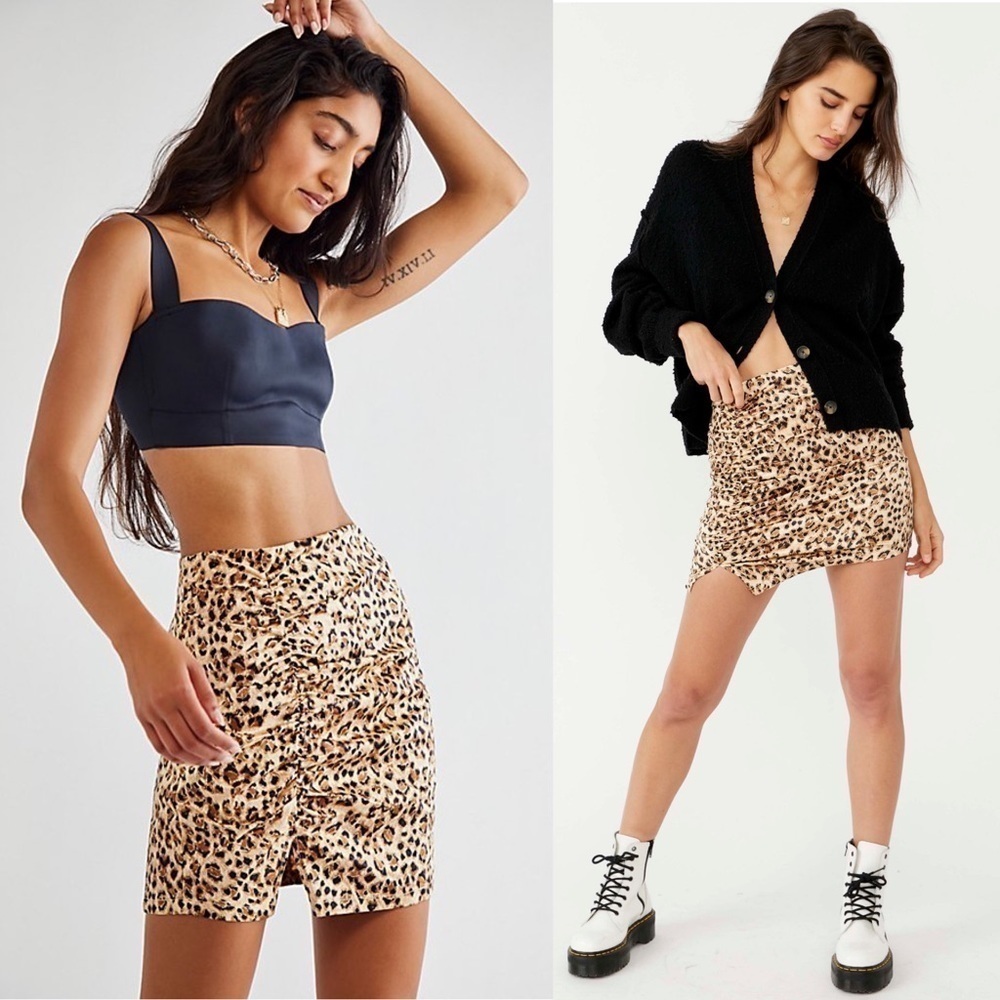 NWT FREE PEOPLE Y2K 90s Satin Leopard Print Ruched Side Slit Pencil Mini Skirt 2